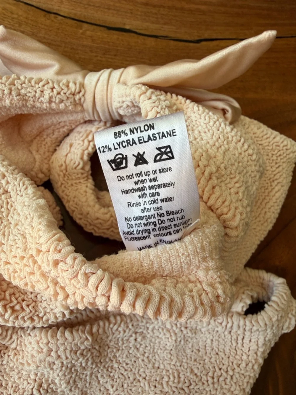Hunza G Textured Pale Pink Knot-Front Bikini - Picture 6 of 11